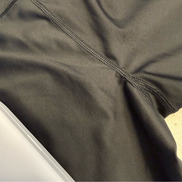 Aerie OFFLINE Black High Rise 7/8 Leggings Size Medium Stretch Activewear - Picture 13 of 13
